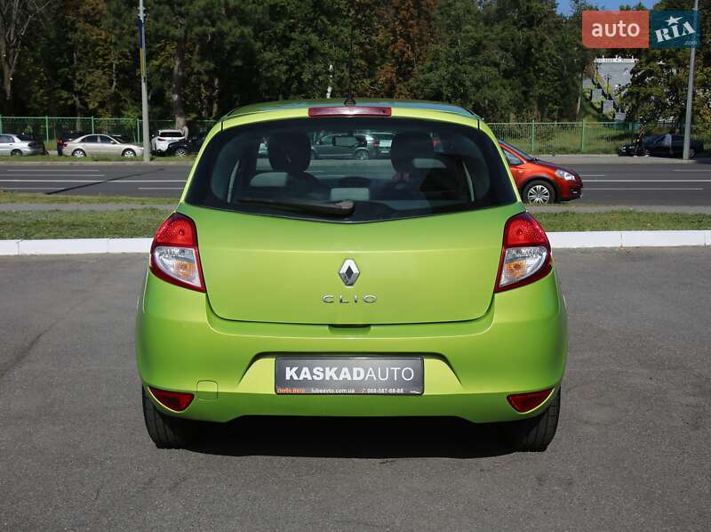 Хэтчбек Renault Clio 2009 в Харькове