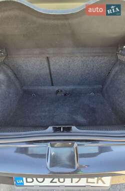Хэтчбек Renault Clio 2009 в 