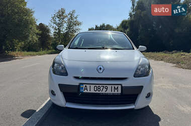 Хэтчбек Renault Clio 2010 в 