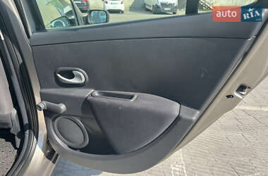 Универсал Renault Clio 2007 в 