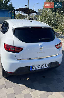 Хэтчбек Renault Clio 2014 в 