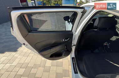 Хэтчбек Renault Clio 2014 в 