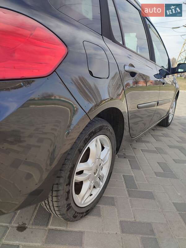 Универсал Renault Clio 2008 в Днепре