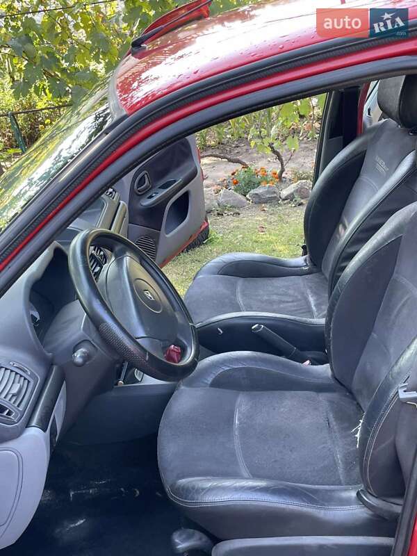 Седан Renault Clio 2007 в Кривому Розі