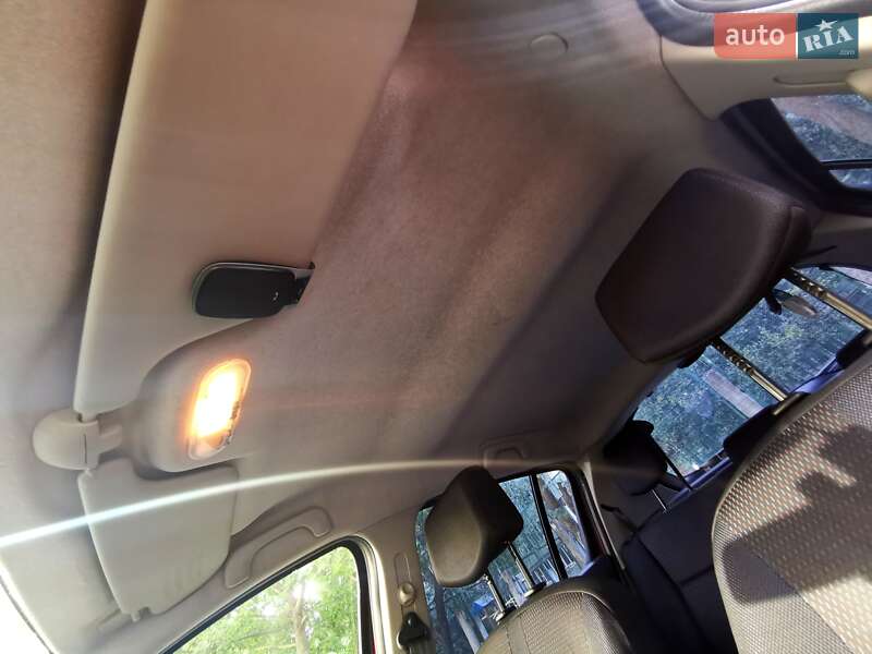 Хэтчбек Renault Clio 2007 в Киеве