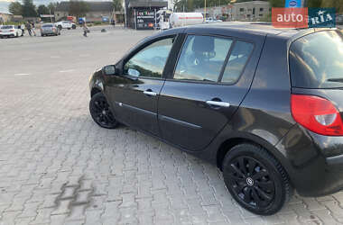 Хэтчбек Renault Clio 2008 в 