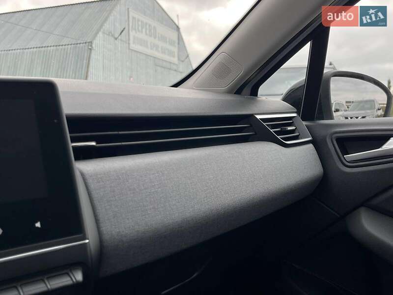 Хетчбек Renault Clio 2024 в Львові