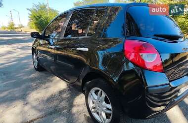 Хэтчбек Renault Clio 2007 в 