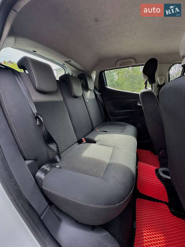 Хэтчбек Renault Clio 2016 в Тернополе фото 16 Хэтчбек Renault Clio 2016 в Тернополе