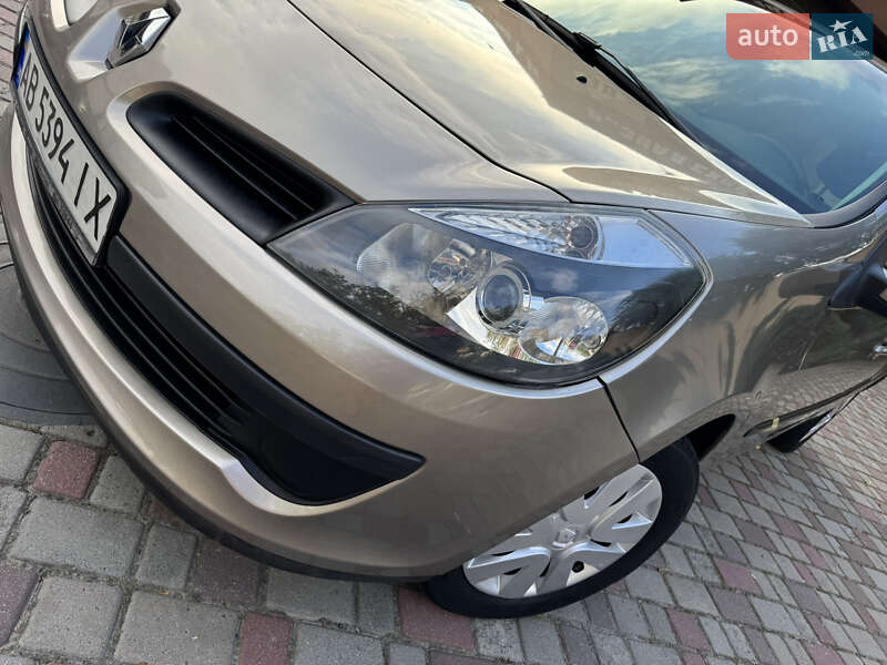 Хетчбек Renault Clio 2008 в Рівному