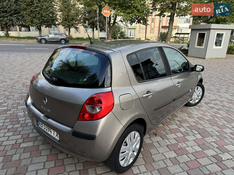 Хетчбек Renault Clio 2008 в Рівному