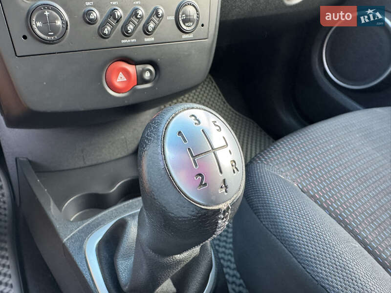 Хетчбек Renault Clio 2008 в Рівному