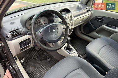 Седан Renault Clio 2006 в 