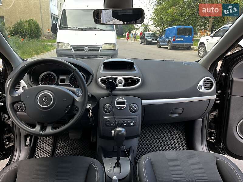 Хэтчбек Renault Clio 2011 в Коломые фото 5 Хэтчбек Renault Clio 2011 в Коломые