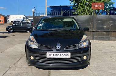 Хэтчбек Renault Clio 2007 в 