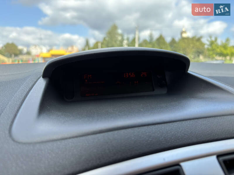 Универсал Renault Clio 2012 в Львове