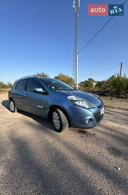 Универсал Renault Clio 2010 в 