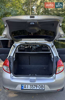 Хетчбек Renault Clio 2011 в 