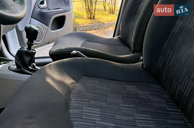Седан Renault Clio 2012 в 