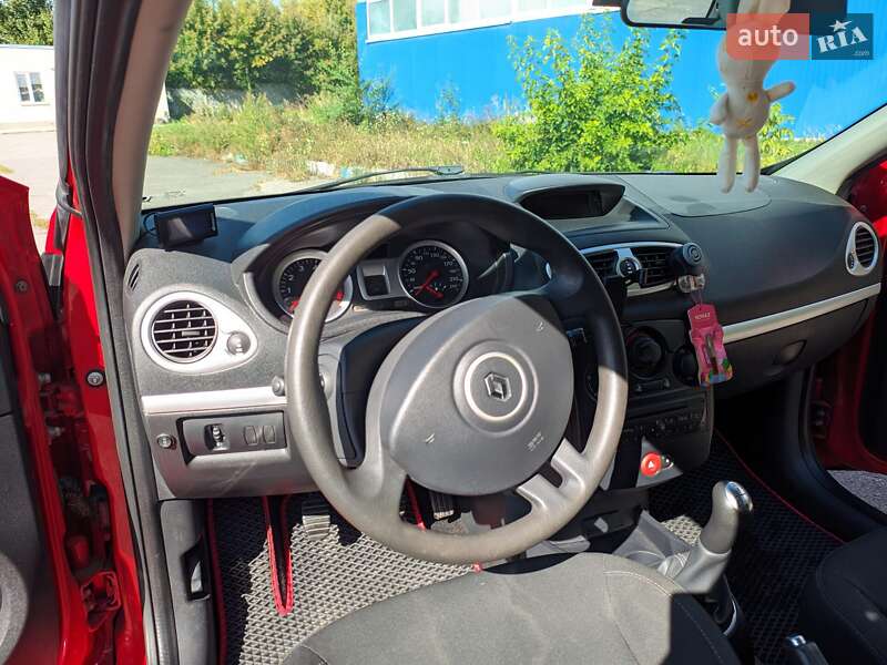 Универсал Renault Clio 2009 в Белой Церкви