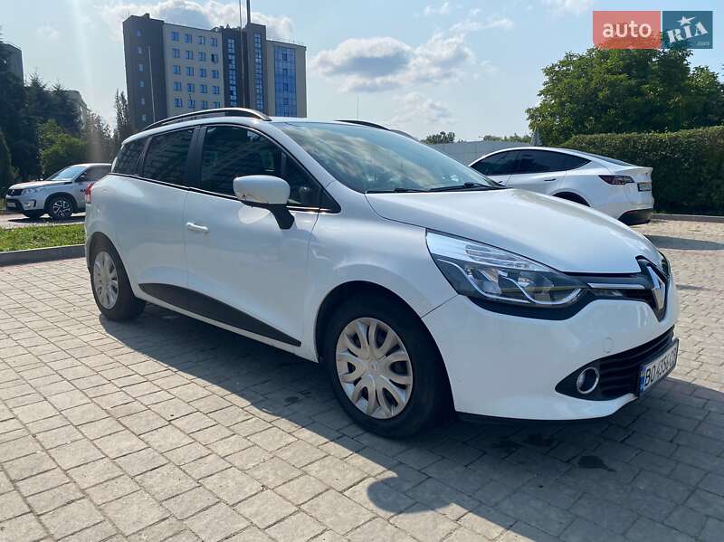 Универсал Renault Clio 2015 в Ивано-Франковске