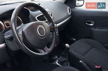 Универсал Renault Clio 2011 в 