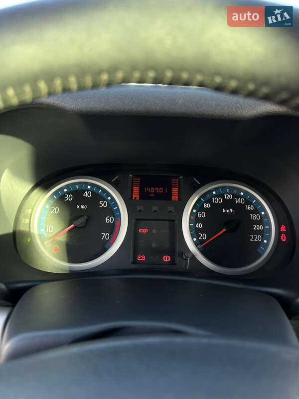 Хэтчбек Renault Clio 2007 в Кривом Роге