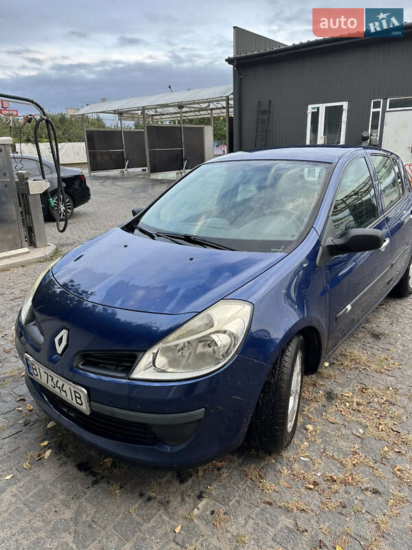 Хэтчбек Renault Clio 2008 в Полтаве