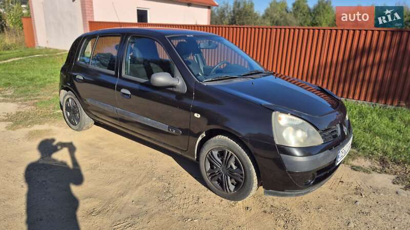 Хэтчбек Renault Clio 2006 в Черновцах