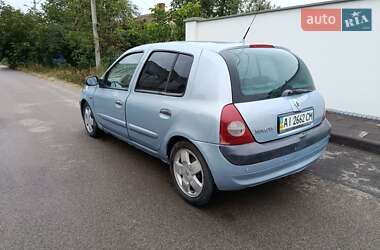 Хэтчбек Renault Clio 2002 в 