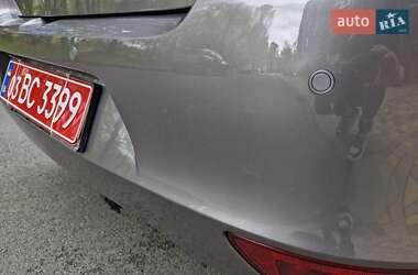 Хэтчбек Renault Clio 2012 в 