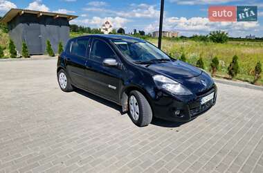 Хетчбек Renault Clio 2012 в 