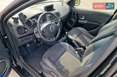 Хетчбек Renault Clio 2012 в 