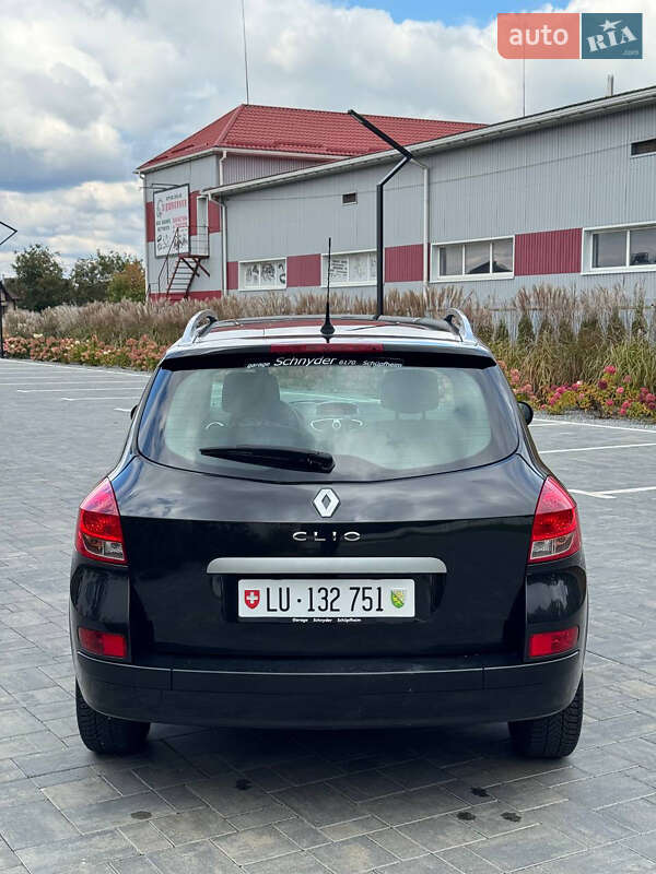 Универсал Renault Clio 2010 в Луцке