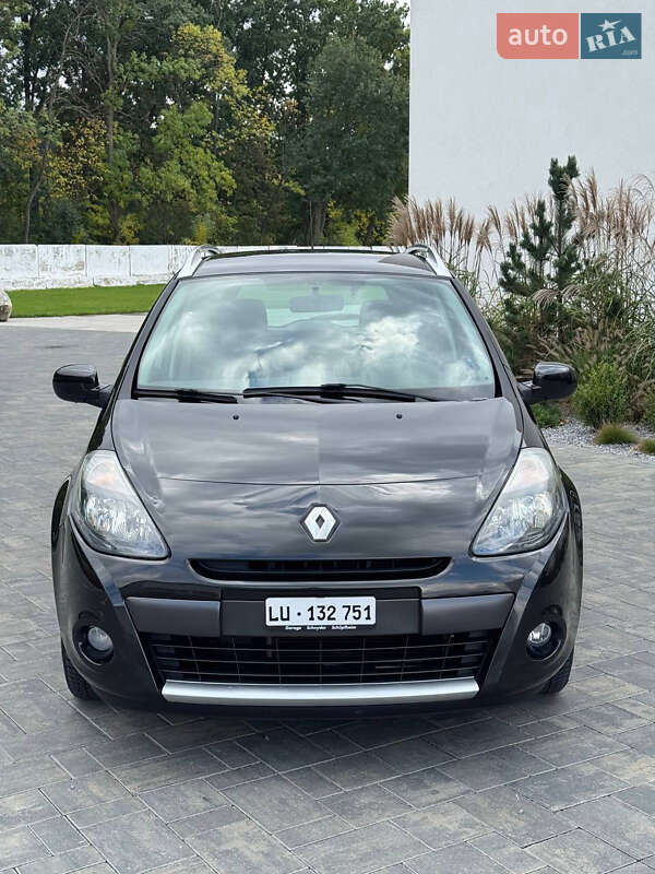Универсал Renault Clio 2010 в Луцке