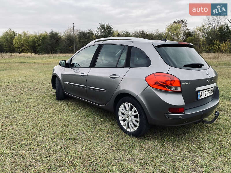 Универсал Renault Clio 2010 в Борисполе