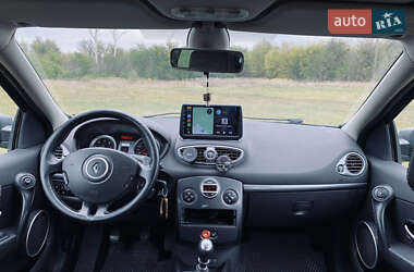 Универсал Renault Clio 2010 в 