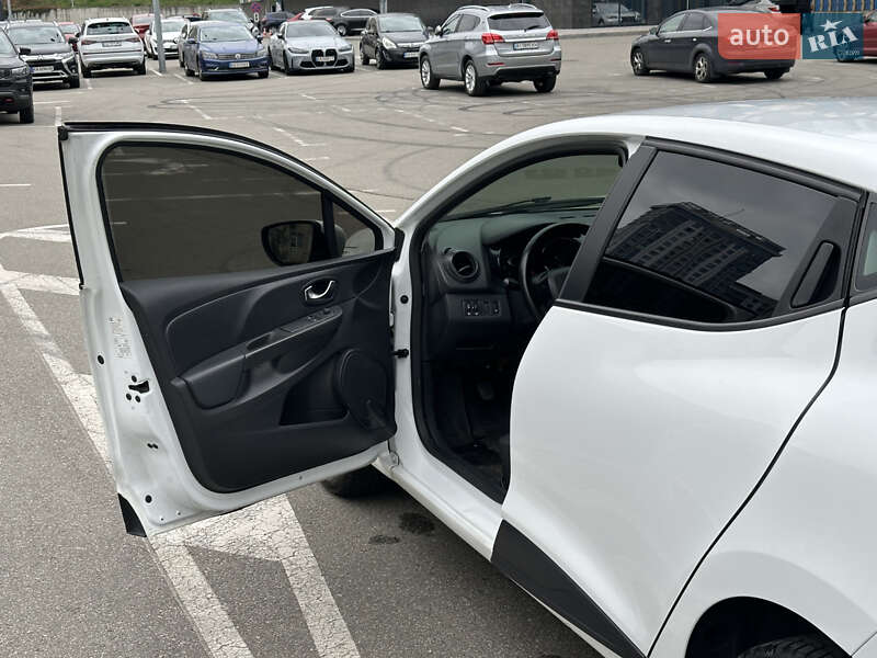 Хэтчбек Renault Clio 2015 в Киеве