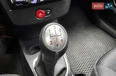 Хэтчбек Renault Clio 2007 в 