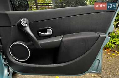 Хэтчбек Renault Clio 2007 в 