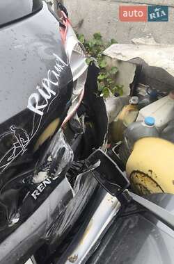 Хэтчбек Renault Clio 2007 в 