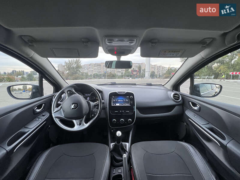 Универсал Renault Clio 2015 в Киеве фото 26 Универсал Renault Clio 2015 в Киеве