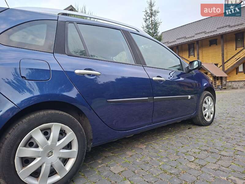Универсал Renault Clio 2008 в Ровно
