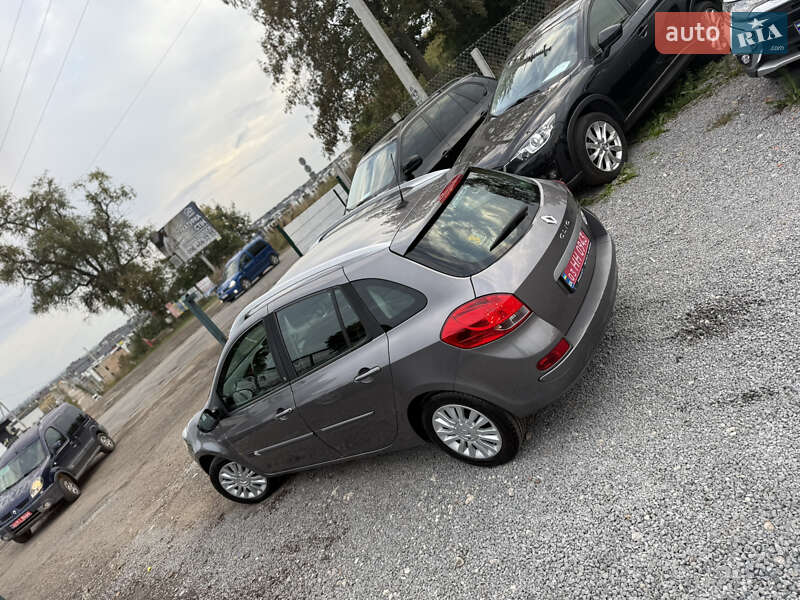 Универсал Renault Clio 2011 в Ровно фото 4 Универсал Renault Clio 2011 в Ровно