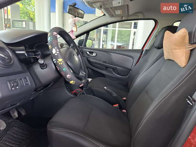Хэтчбек Renault Clio 2016 в Николаеве