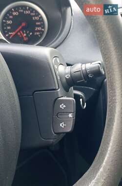 Универсал Renault Clio 2010 в 