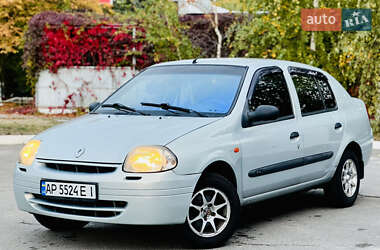 Хэтчбек Renault Clio 2001 в 