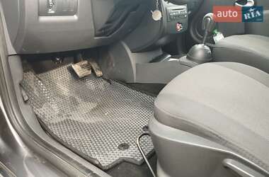 Универсал Renault Clio 2010 в 