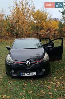 Хетчбек Renault Clio 2015 в Лохвиці
