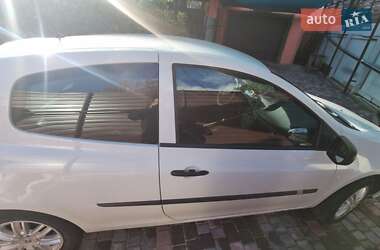 Хэтчбек Renault Clio 2012 в 